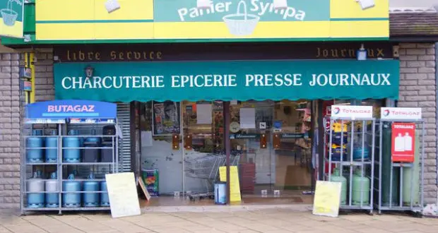 Epicerie panier sympa Estivareilles 03190